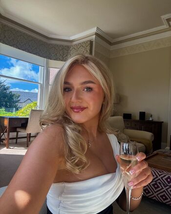 Full leaked Cassiedavidsonx private onlyfans photo