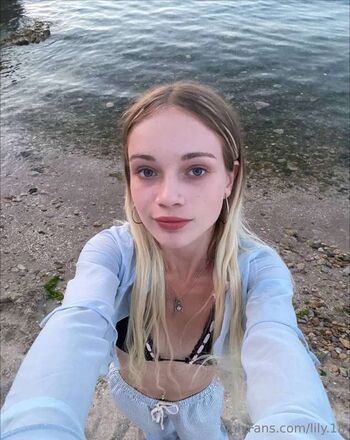 Full leaked Lily private onlyfans photo