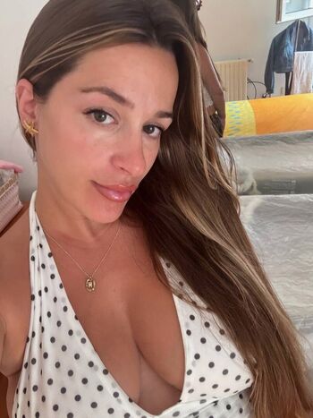 Olivia_shine