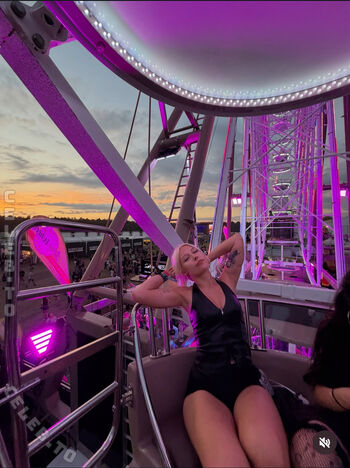 Full leaked Sarahtoninx private onlyfans photo