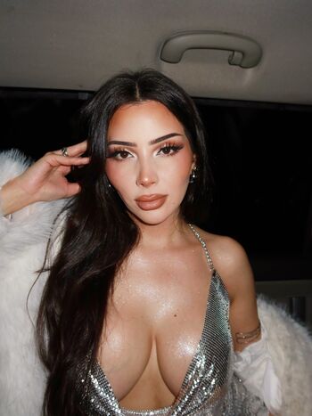Full leaked Vaimonroe  page private onlyfans photo